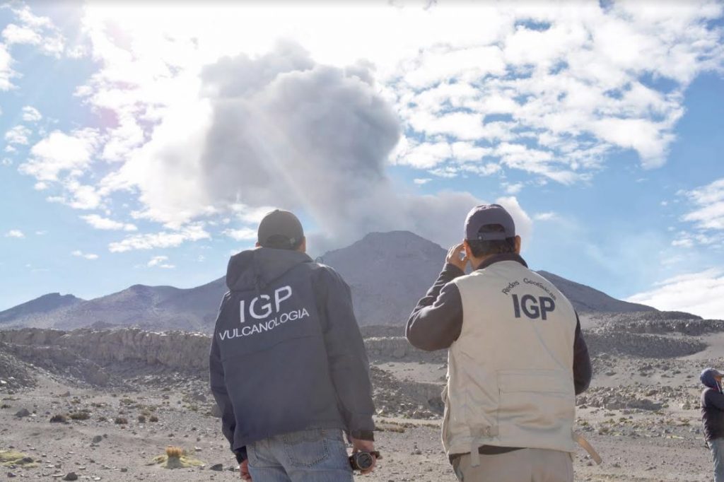 IGP informa sobre el nivel de alerta del volcán Ubinas Ticsani y el