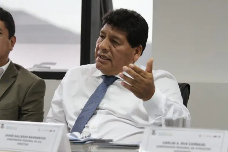 Javier Gallegos revela hechos ilícitos en la gestión de Fernando Cillóniz en Ica - Ica