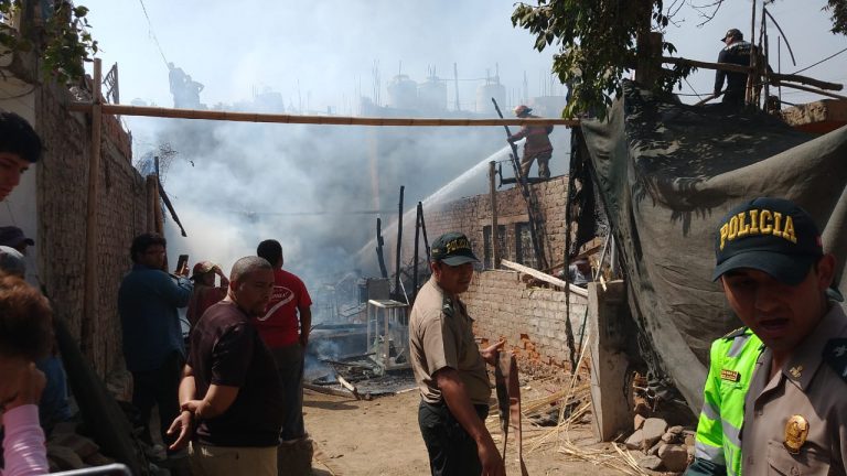 Incendio en Parcona deja al menos dos viviendas afectadas - Ica