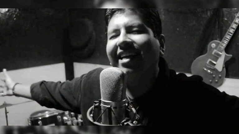 Iqueño le compone una canción inédita para el Señor de Luren (video) - Entretenimiento