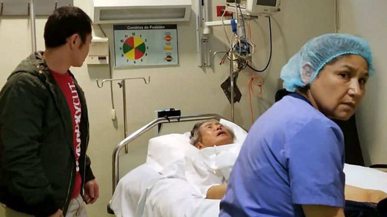 Alberto Fujimori fue hospitalizado en clínica para ser evaluado - Perú