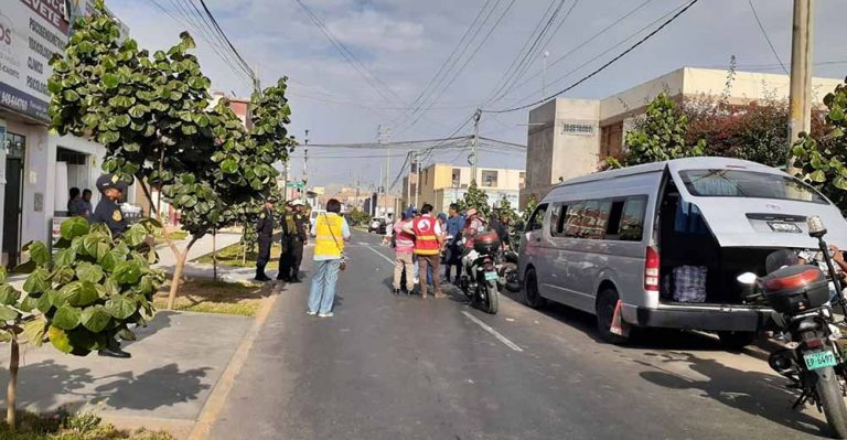 Ica: Sutran quita placas a minivans por transporte clandestino de pasajeros - Ica