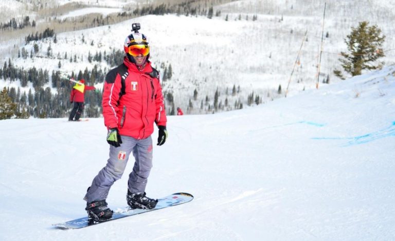 ¡Orgullo! Iqueño Víctor Chávez representará al Perú en mundial de Snowboard en China 2021 - Deportes