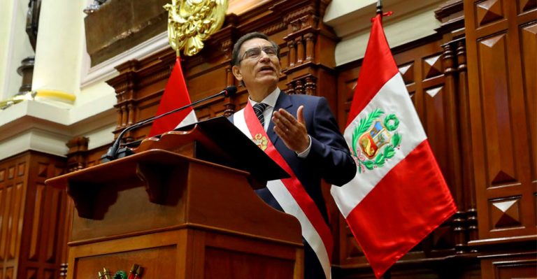 Otra vez contra Vizcarra: Piden que renuncie, promueven su vacancia y es investigado - Política