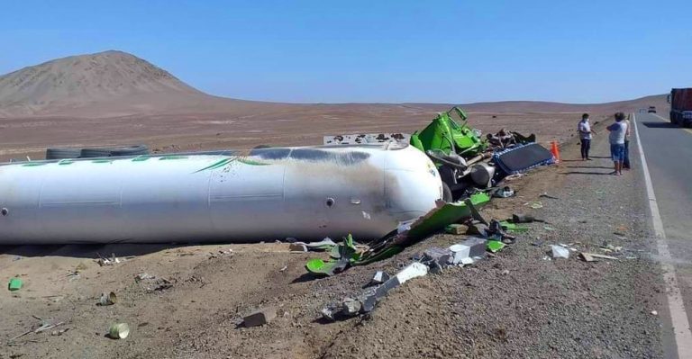 Nuevo accidente en Nasca: Camión cisterna de gas se despista en la Panamericana - Ica
