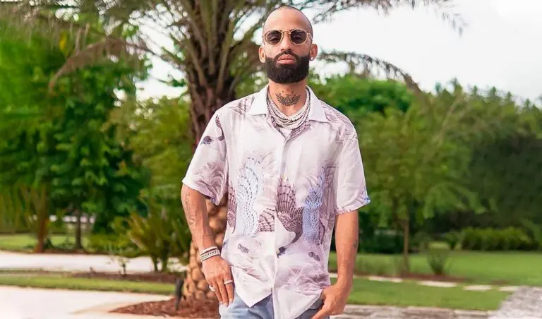 Arcángel: cantante es llevado al hospital por “supuesta mancha en el cerebro” - Entretenimiento