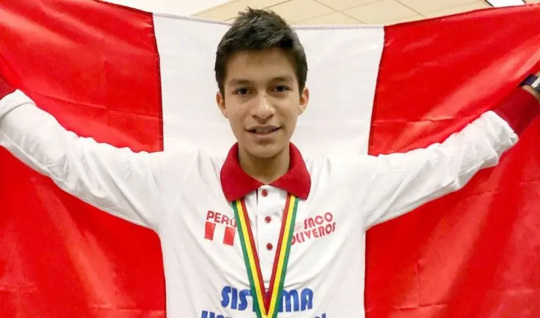 Estudiante peruano ganó medalla de oro en Física y sueña con llegar a la NASA - Entretenimiento