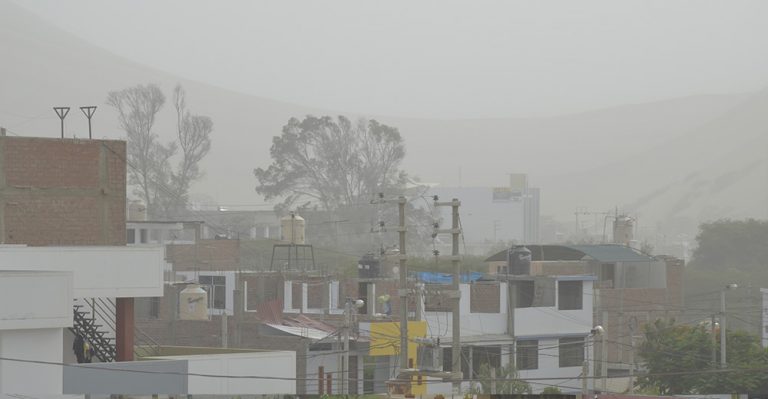 ¡LO ÚLTIMO! Fuertes vientos y tormentas de arena azota la región Ica esta tarde - Ica