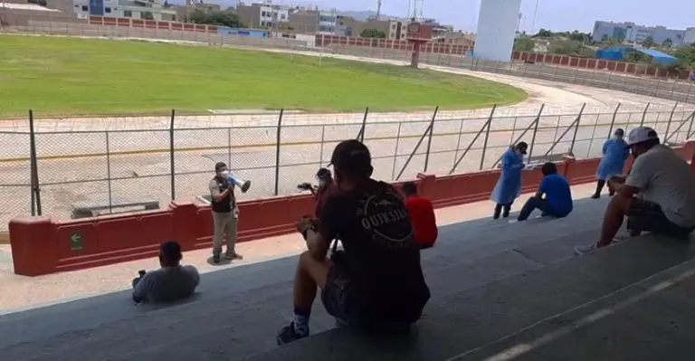 Ica: Así pasaron detenidos los primeros infractores por 4 horas en el estadio Picasso Peratta - Ica