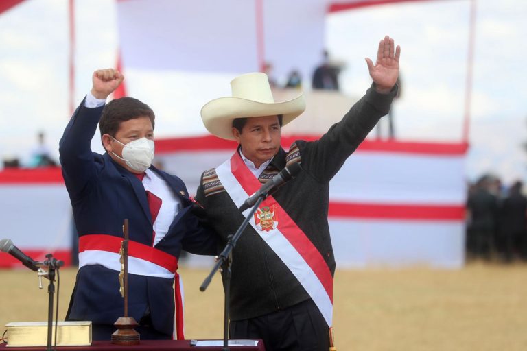 Presidente Pedro Castillo presenta y juramenta a Guido Bellido como su Primer Ministro - Perú