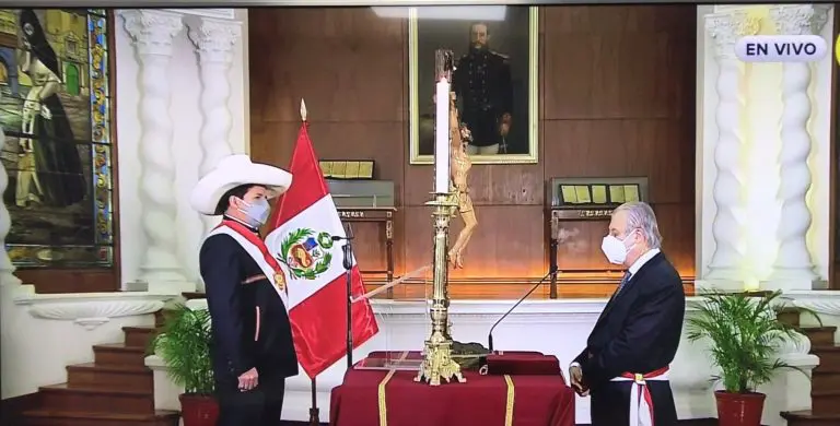 Óscar Maúrtua, quien se encargó de extraditar a Fujimori en 2005 hoy juramenta como canciller de Pedro Castillo - Política