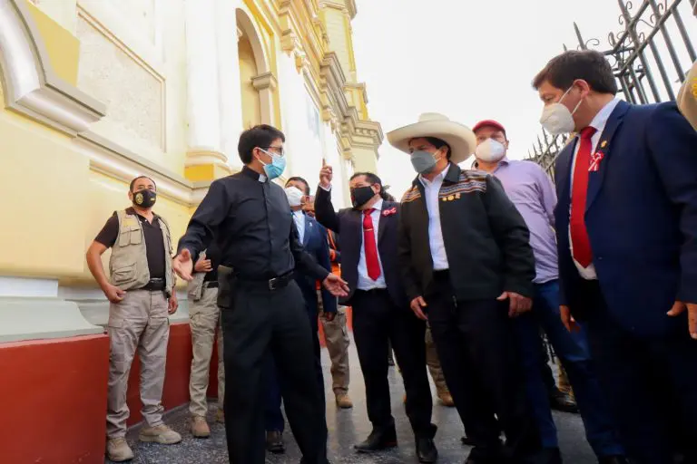 Presidente Castillo anuncia entrega de S/ 19 millones para damnificados por sismo en Piura - Perú