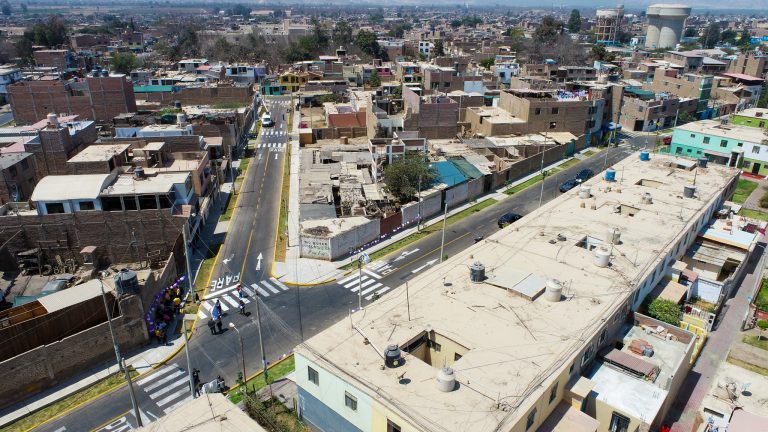 Ica: Inauguran nuevas pistas y veredas en Palazuelos - Ica