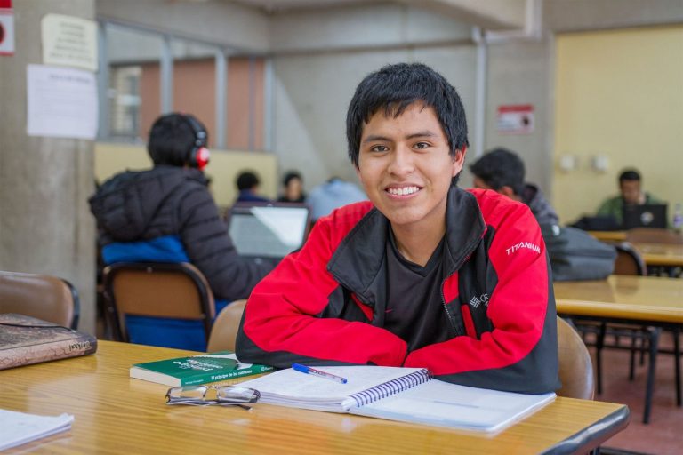 Talento de 5° de secundaria, ¿quieres estudiar una carrera becado? ¡Postula a Beca 18! - Perú