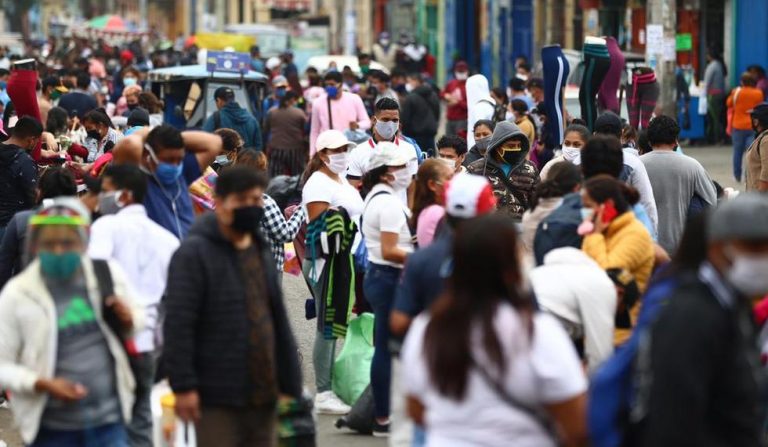 Están aumentando los contagios de la COVID-19 en la capital Lima - Perú