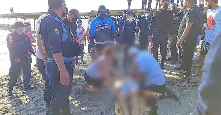 Menor de 16 años pierde la vida ahogado y otro fue salvado en la playa de Pisco - Ica