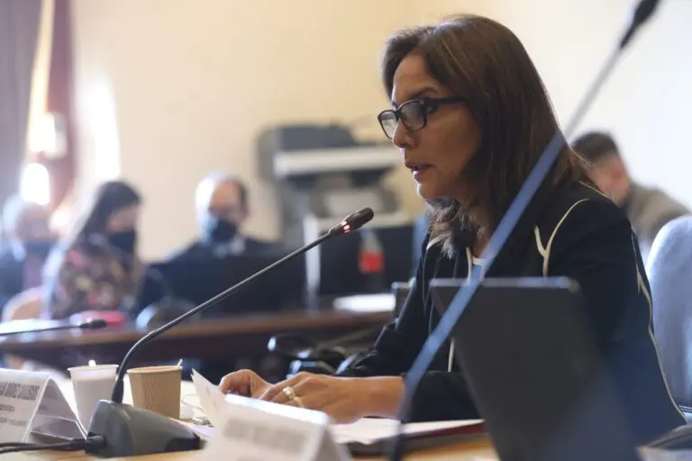 Comisión de Constitución del Congreso archiva proyecto que plantea referéndum para Asamblea Constituyente - Política