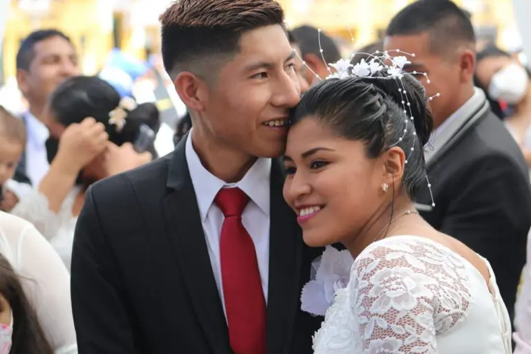 Más de 100 parejas dijeron «Sí acepto» en el matrimonio civil masivo por el Aniversario de Ica - Ica