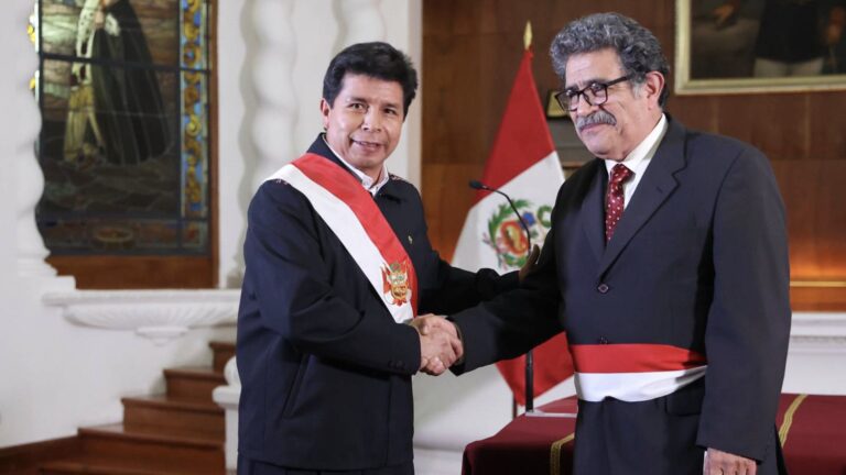 Castillo presentó a Andrés Alencastre, un economista como nuevo ministro de agricultura - Política