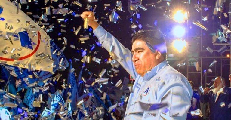 Ica: Juan Mendoza reconoce su derrota y saluda al nuevo gobernador electo Rocky Hurtado - Ica