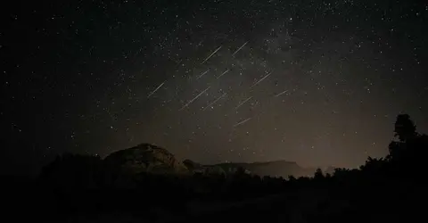 Calendario astronómico del IGP registra lluvia de meteoros “Cuadrántidas” para enero 