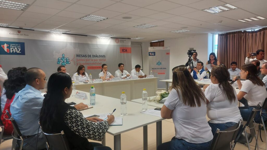 Dina Boluarte no cumple con ir a Ica, mandó a ministros y fracasa mesa de diálogo con manifestantes.