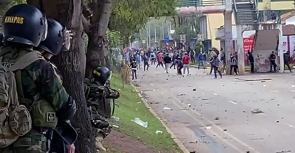Cusco: Enfrentamientos dejan 34 heridos, dos recibieron impacto de bala y 6 detenidos