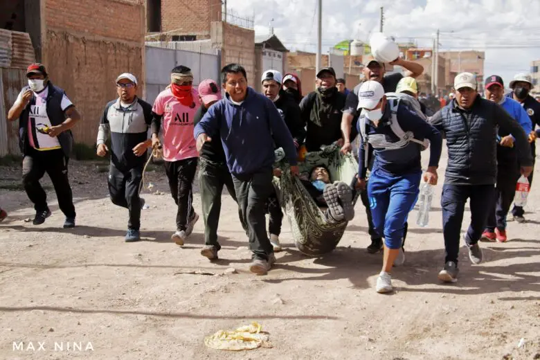 Gobierno Regional de Puno declara 3 días de duelo por muertes en Juliaca