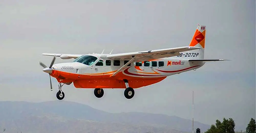 Empresa Movil Air ofrece vuelos en avioneta de Ica a Pisco debido a bloqueos en la Panamericana