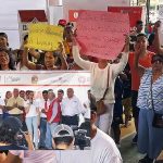 Abuchearon a los ministros de Dina Boluarte durante su visita a Chincha