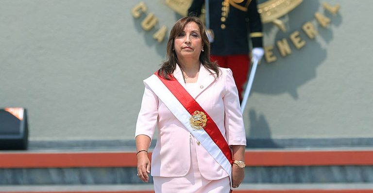 Dina Boluarte se niega a renunciar y asegura que protestas son «un pequeño grupo de personas» - Perú