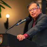 Piden expulsar del Perú al embajador de Colombia tras declarar "persona non grata" a Gustavo Petro