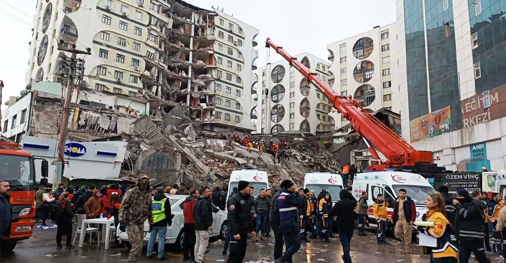 Turquía y Siria: más de 4.300 muertos tras devastadores terremotos en medio de la guerra