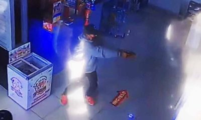 Delincuentes armados asaltan un agente bancario en pleno centro de Ica