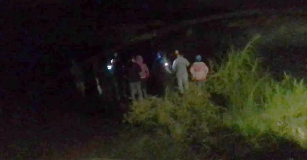 Ica: Rescatistas buscan intensamente a joven se cayó al Río Ica en Ocucaje
