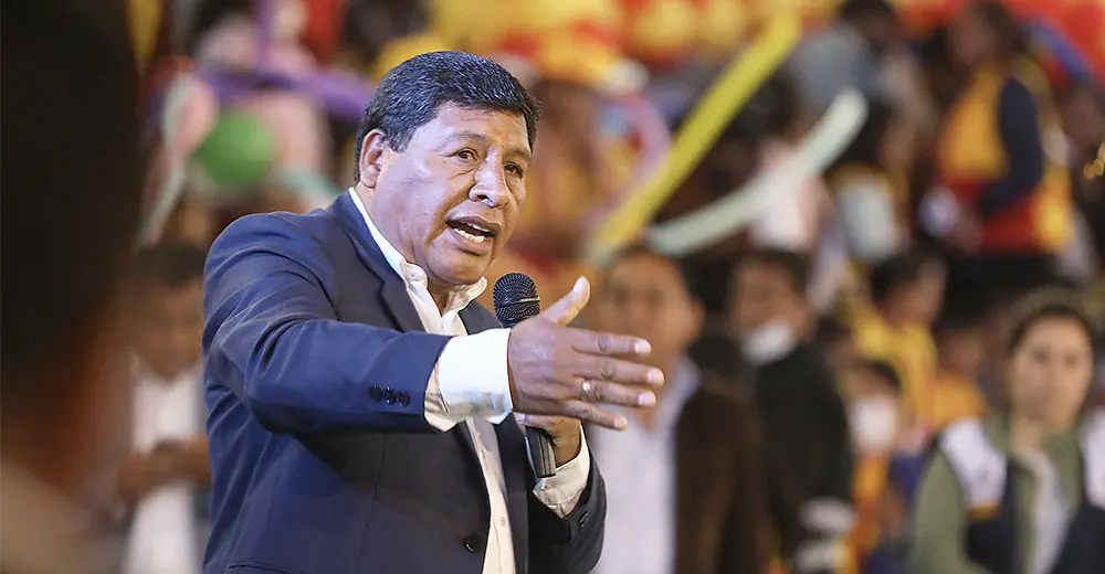 Exgobernador de Ica, Javier Gallegos recupera su libertad tras suspensión de prisión preventiva