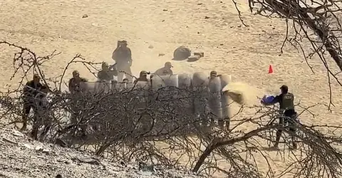 Ica: captan a policías entrenando con arena, para las protestas previo a la Toma de Lima