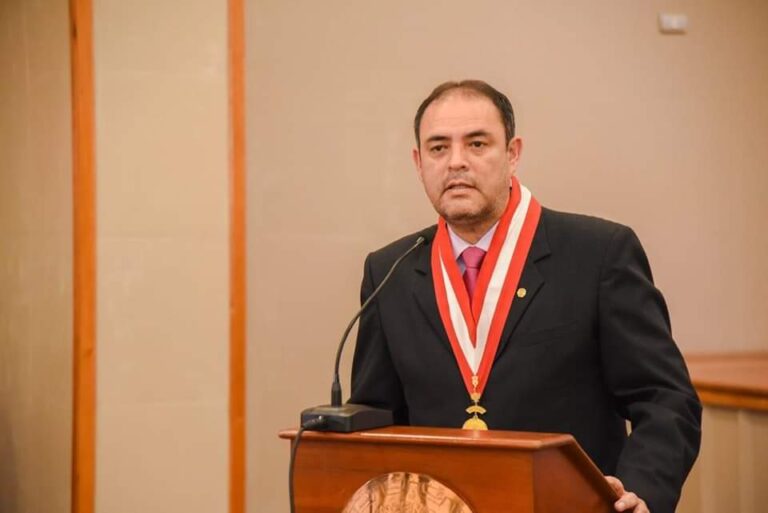 La Libertad: Detienen a exdecano de Ingenieros por presunta corrupción en gobierno de Castillo - Perú