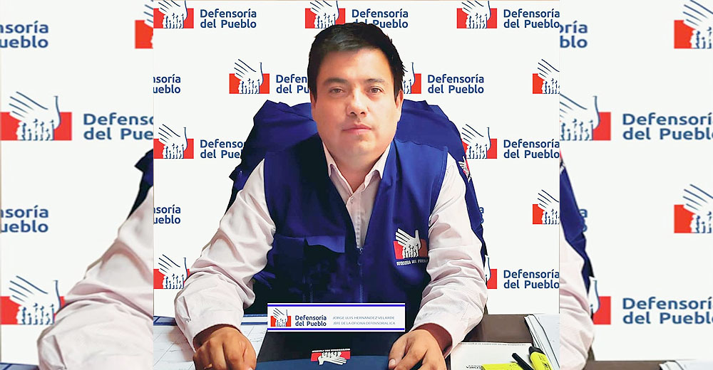 Jorge Luis Hernández, jefe de la Defensoría del Pueblo de Ica es denunciado por tocamientos indebidos