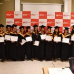 Caja Ica y Centrum PUCP culminaron programa 'Mujer que tu negocio crezca más'