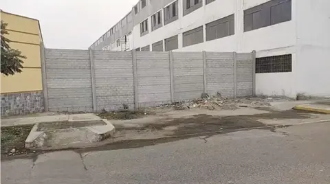 Poder Judicial ordena demoler muro que fue construido por una universidad privada en Chincha