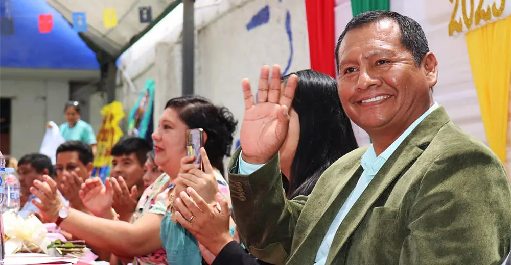 Carlos Reyes se fue a México y regidor Epifanio Quispe asume como alcalde encargado de Ica