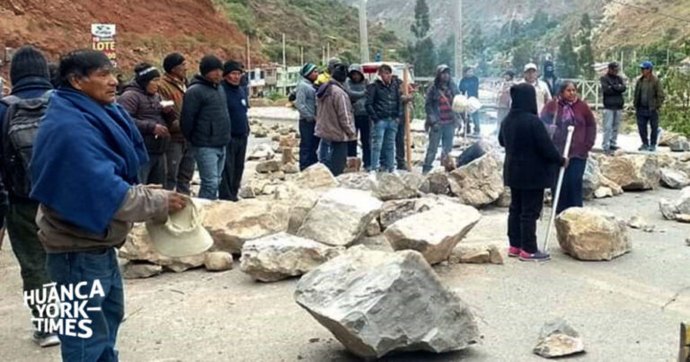 Población en paro por falta de agua potable en Huancavelica: “No estamos para mentiras» - Perú
