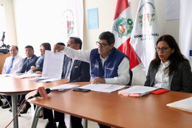La Libertad: Detectan 40 casos de docentes con títulos falsos y anuncian destituciones - Perú
