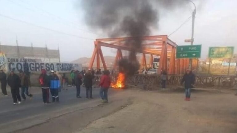 Puno inicia protestas contra Boluarte y el Congreso mientras otras regiones esperan sumarse - Perú