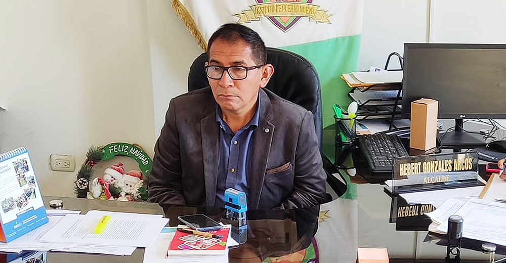 Ica: Denuncian al alcalde de Pueblo Nuevo por ingresar por debajo expediente de obra direccionada