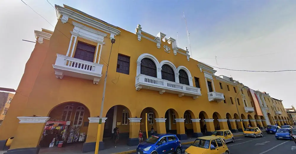 La Superintendencia Nacional de Fiscalización Laboral (Sunafil) alista megamulta contra a gestión del alcalde Carlos Reyes Roque.