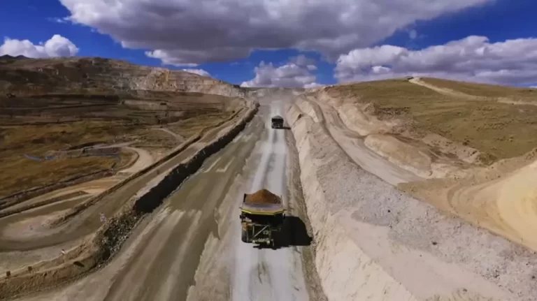 Deforestación por minería en el sur peruano alcanza las 23,881 hectáreas en tres años - Perú
