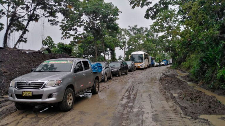 Vraem: Tránsito vehicular interrumpido por fuertes lluvias, derrumbes y huaicos - Perú