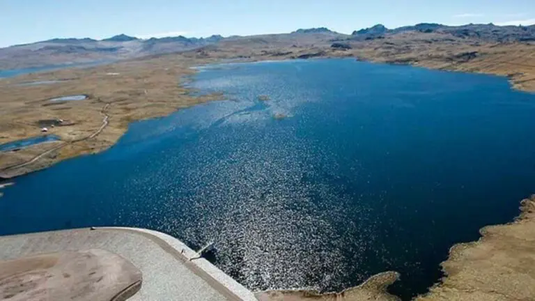 Sembrar agua: se pone en marcha plan contra la escasez hídrica en Arequipa - Perú